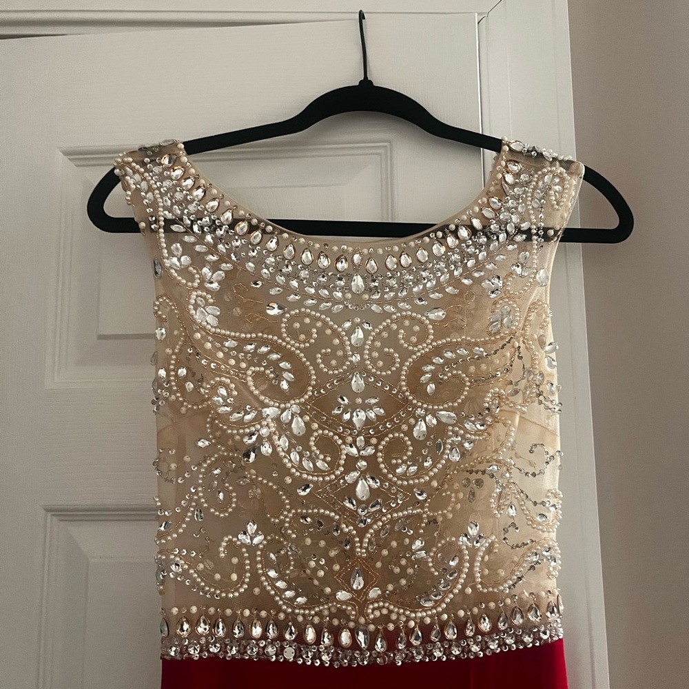 PROM-FORMAL GOW/DRESS! Elegant, Rhinestones- Red & Cream Gown